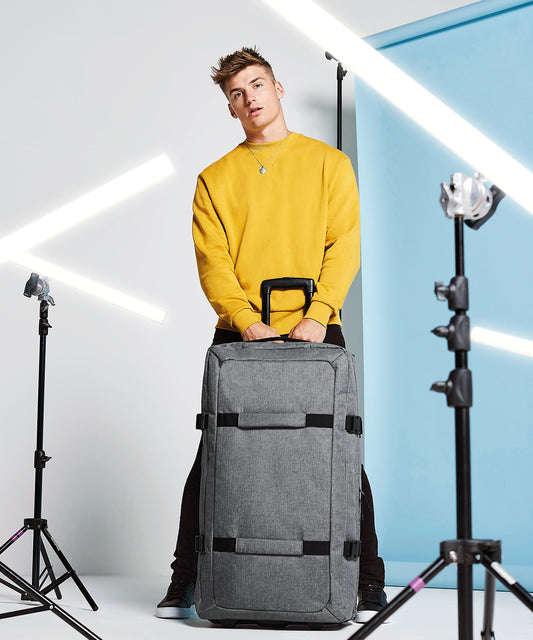 Bg483 Escape check-in wheelie