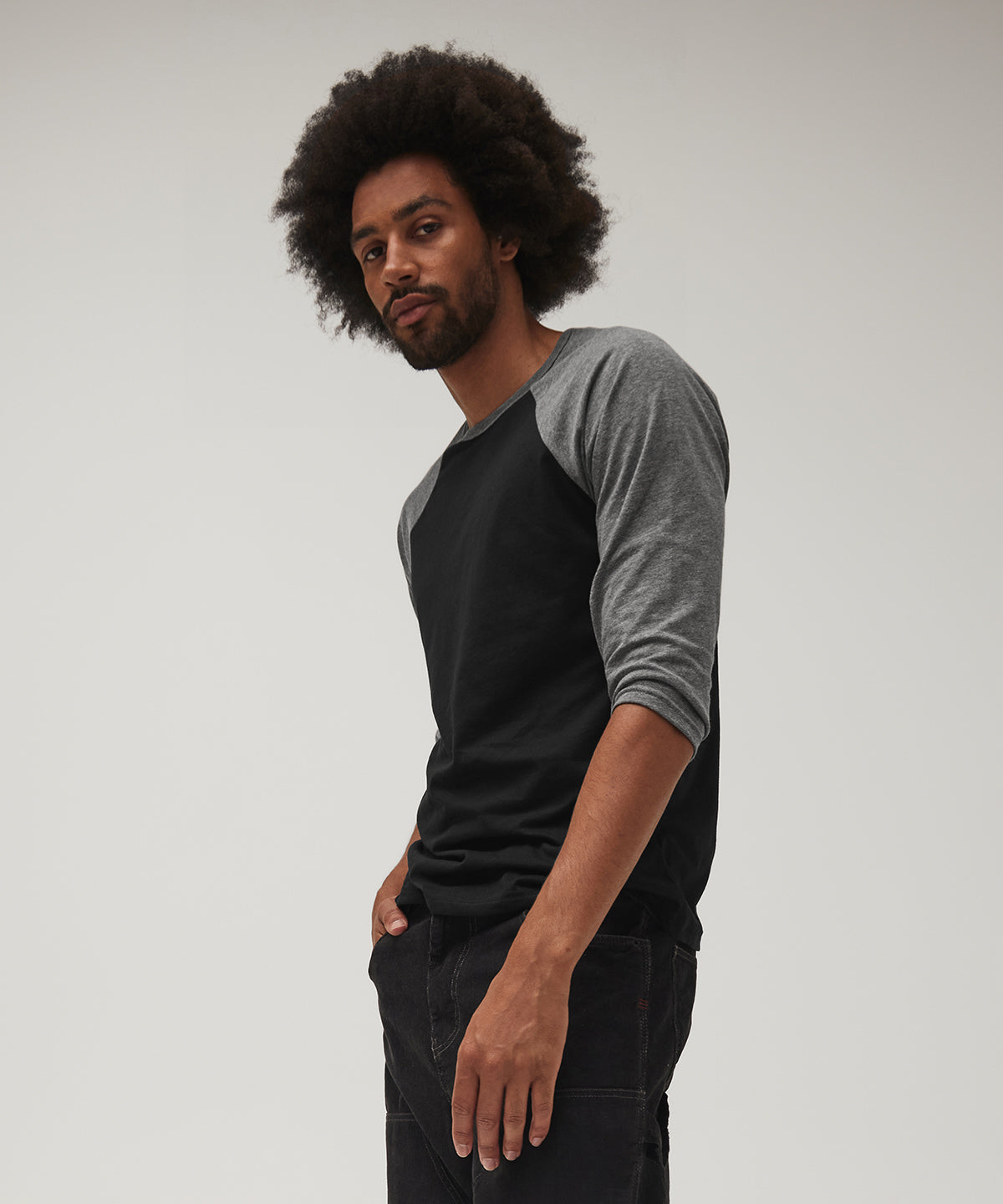 BE100 - Unisex triblend ¾ sleeve baseball t-shirt