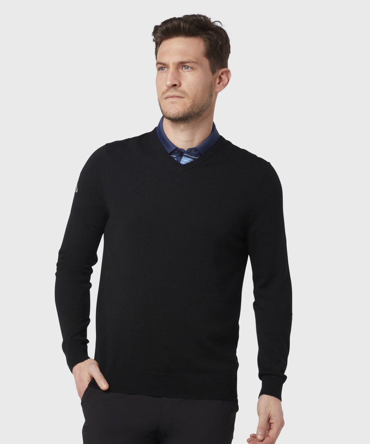 CW076 Ribbed v-neck Merino sweater