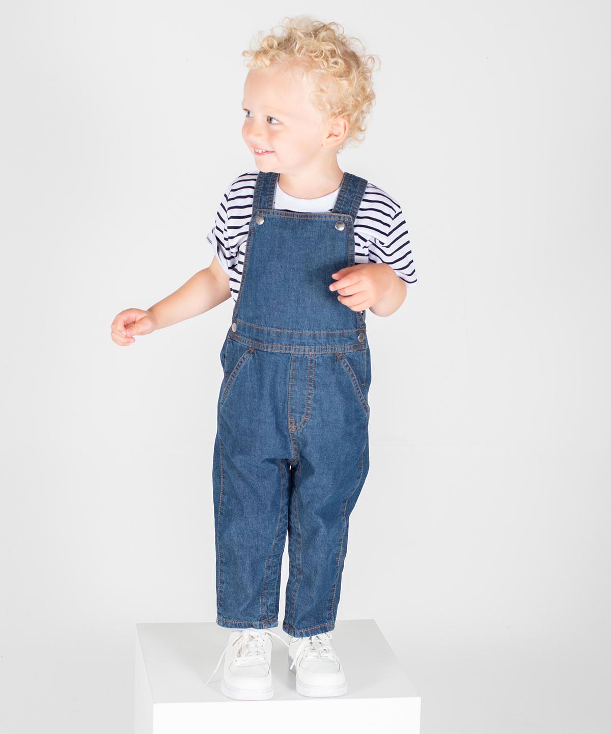 LW700 Denim dungarees