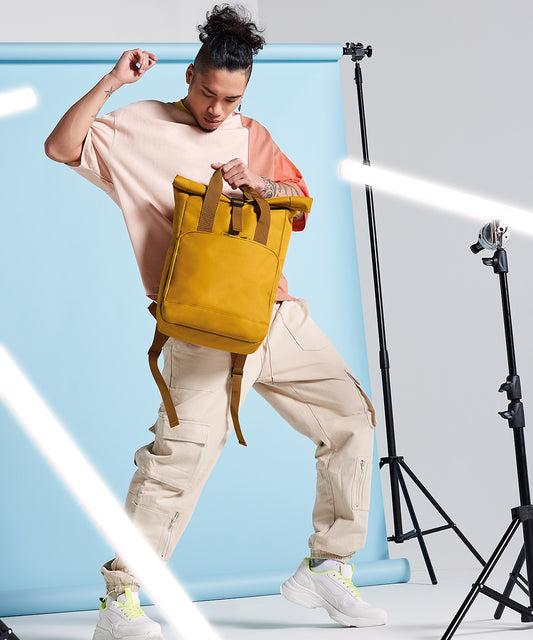 BG118 Twin handle roll-top backpack