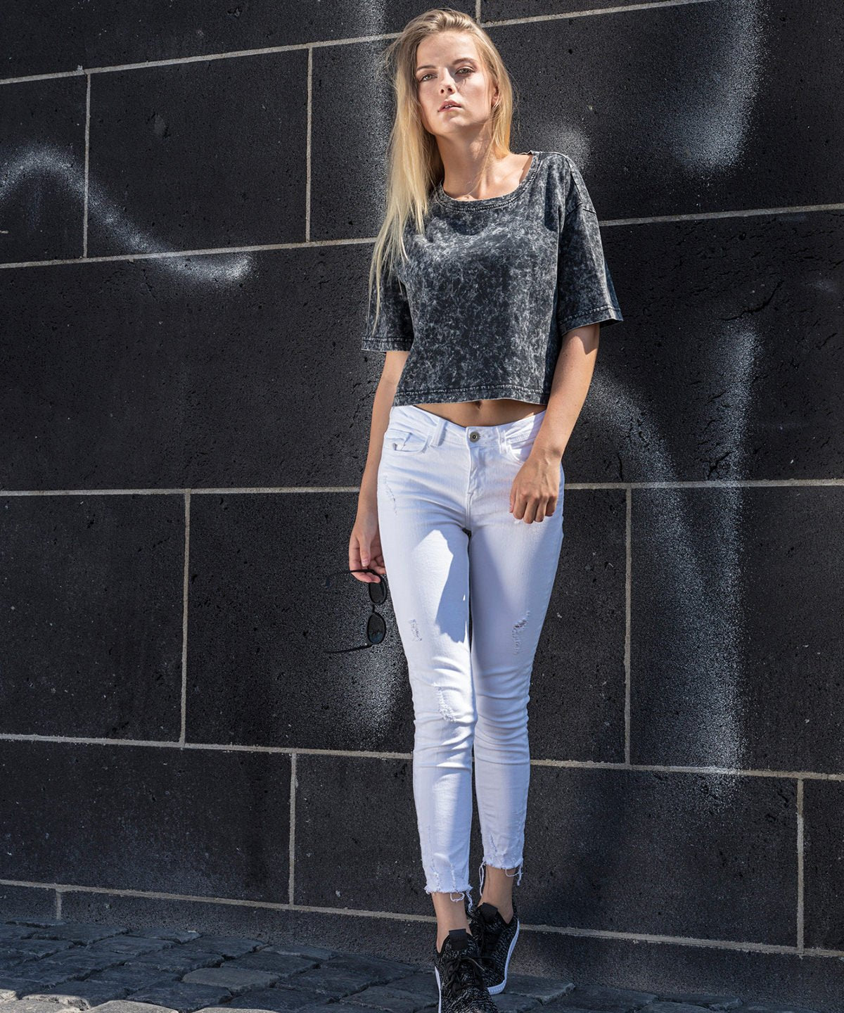 BY054 Women's acid washed cropped tee