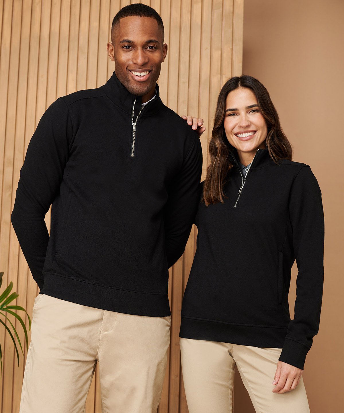 HB842 Unisex sustainable ¼-zip sweatshirt