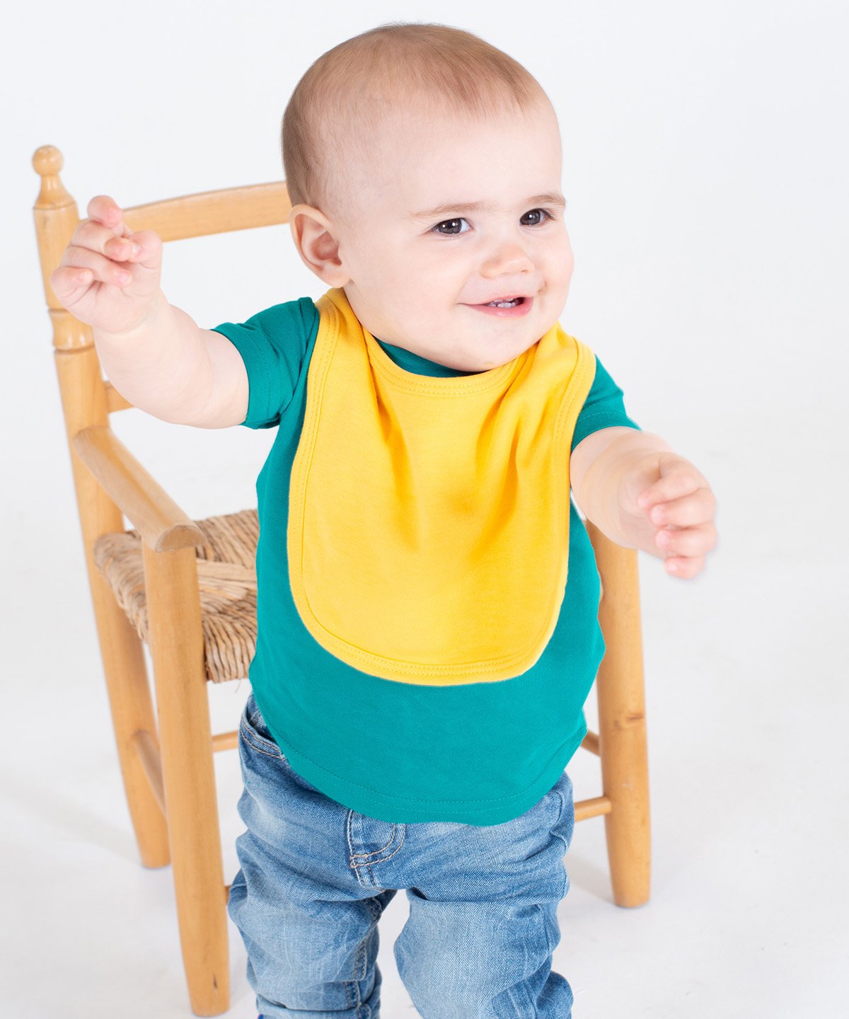 LW82T Plain and contrast bib