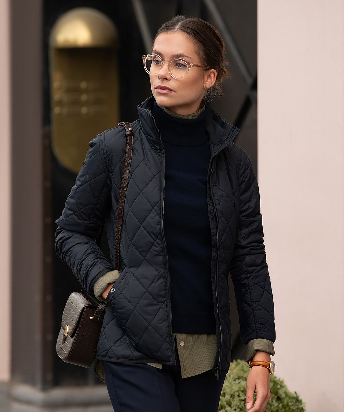 NB98F Women’s Henderson – stylish diamond quilted jacket