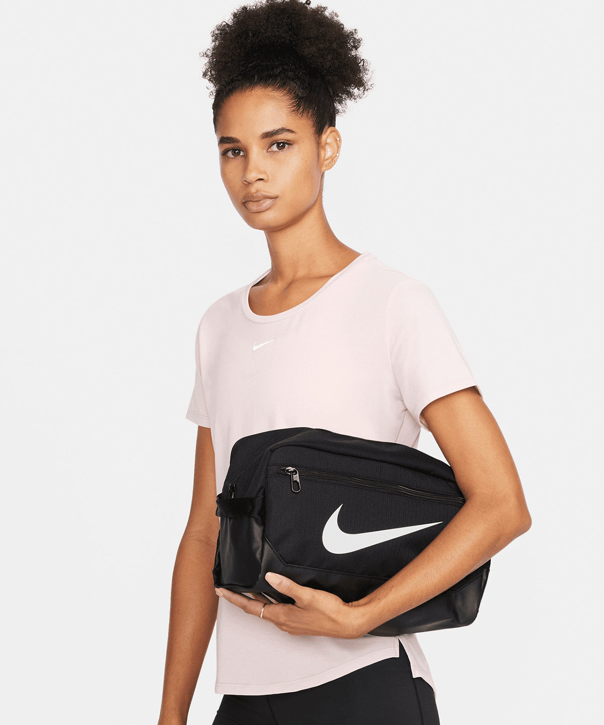 NK362 Nike Brasilia shoe bag 9.5 (11L)