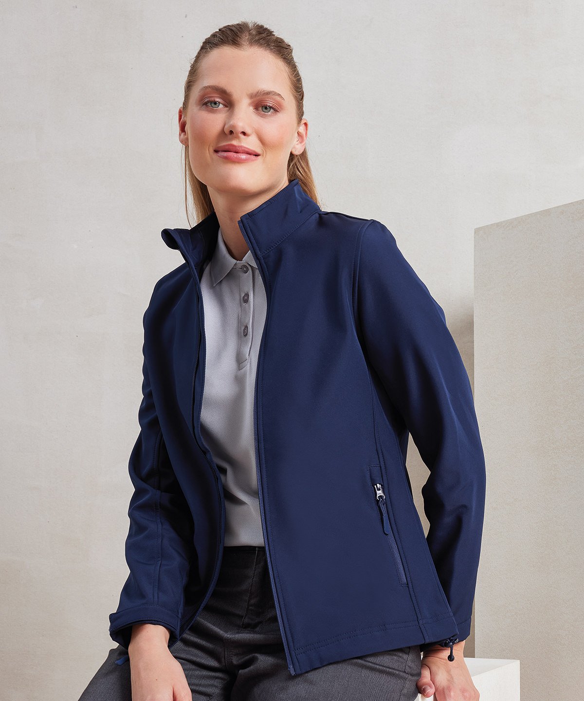 PR812 Women's Windchecker® printable and recycled softshell jacket